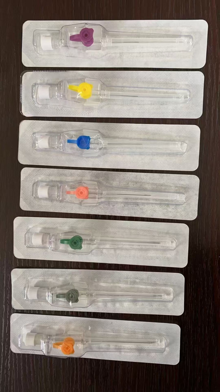 Disposble Iv Cannula With Double Wings suppliers